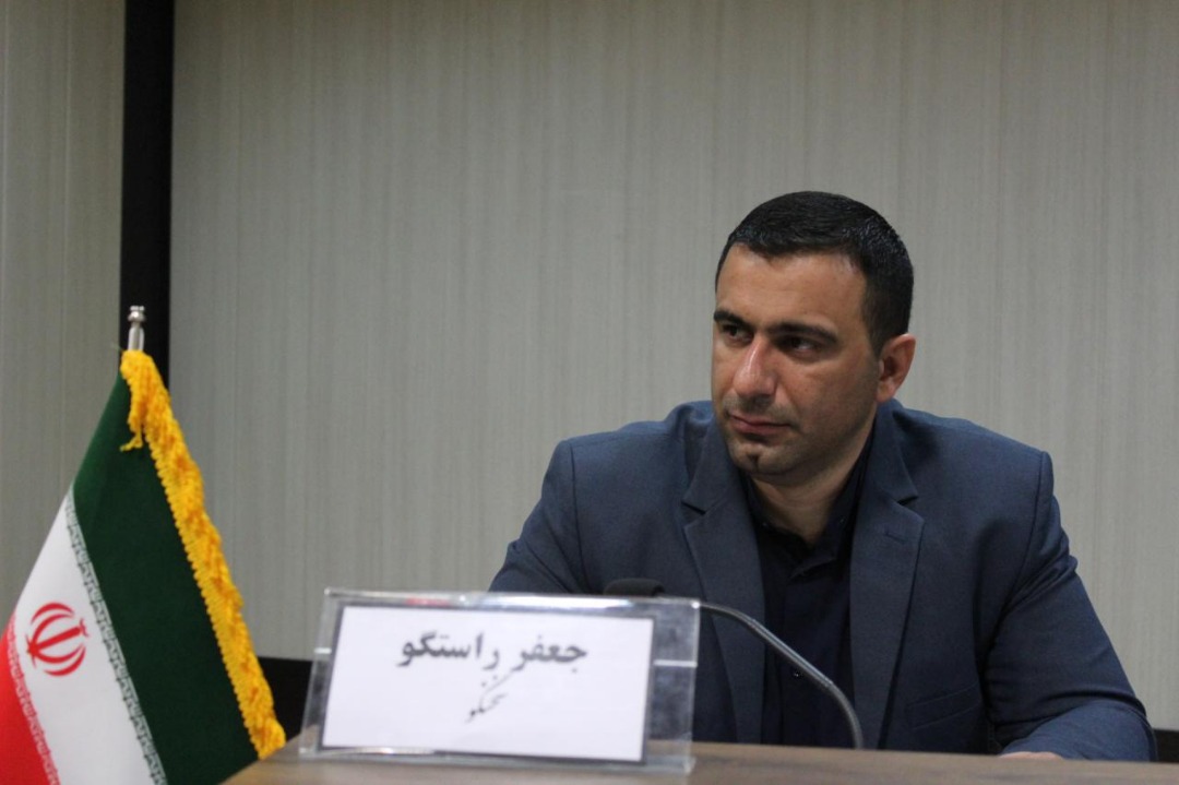 قدرشناسی دانش آموخته دانشگاه آزاد اسلامی مرکز اوز از مردم و مسئولان