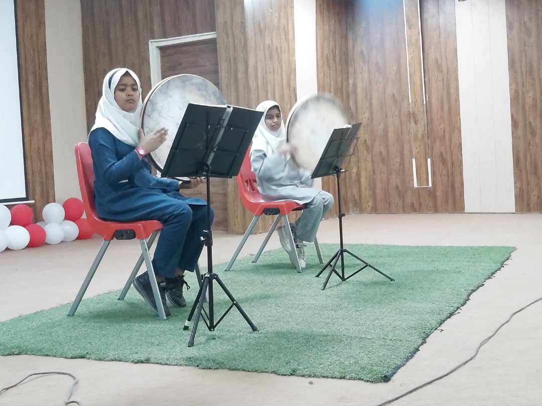 برگزاری جشنواره 6 ماهه فعالیت دانش آموزان دبستان مهر و ماه کرانی اوز