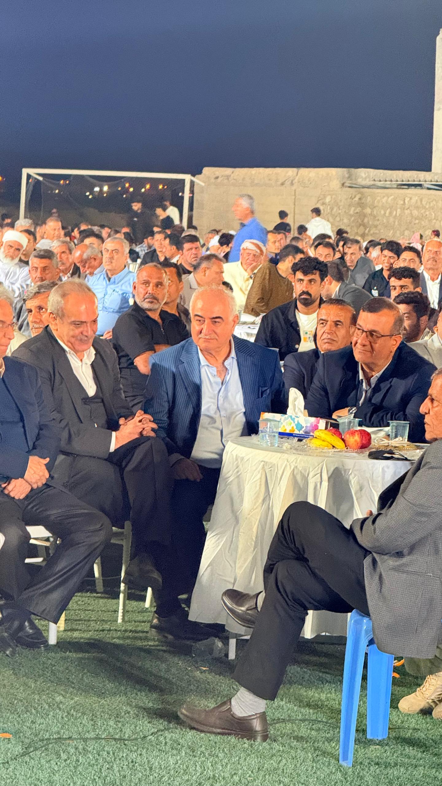 جناح آنلاین: نیکوکار عبدالرحمان فیشوری بیست وپنج میلیارد تومان برای پل راه خور - جناح اهدا نموده است